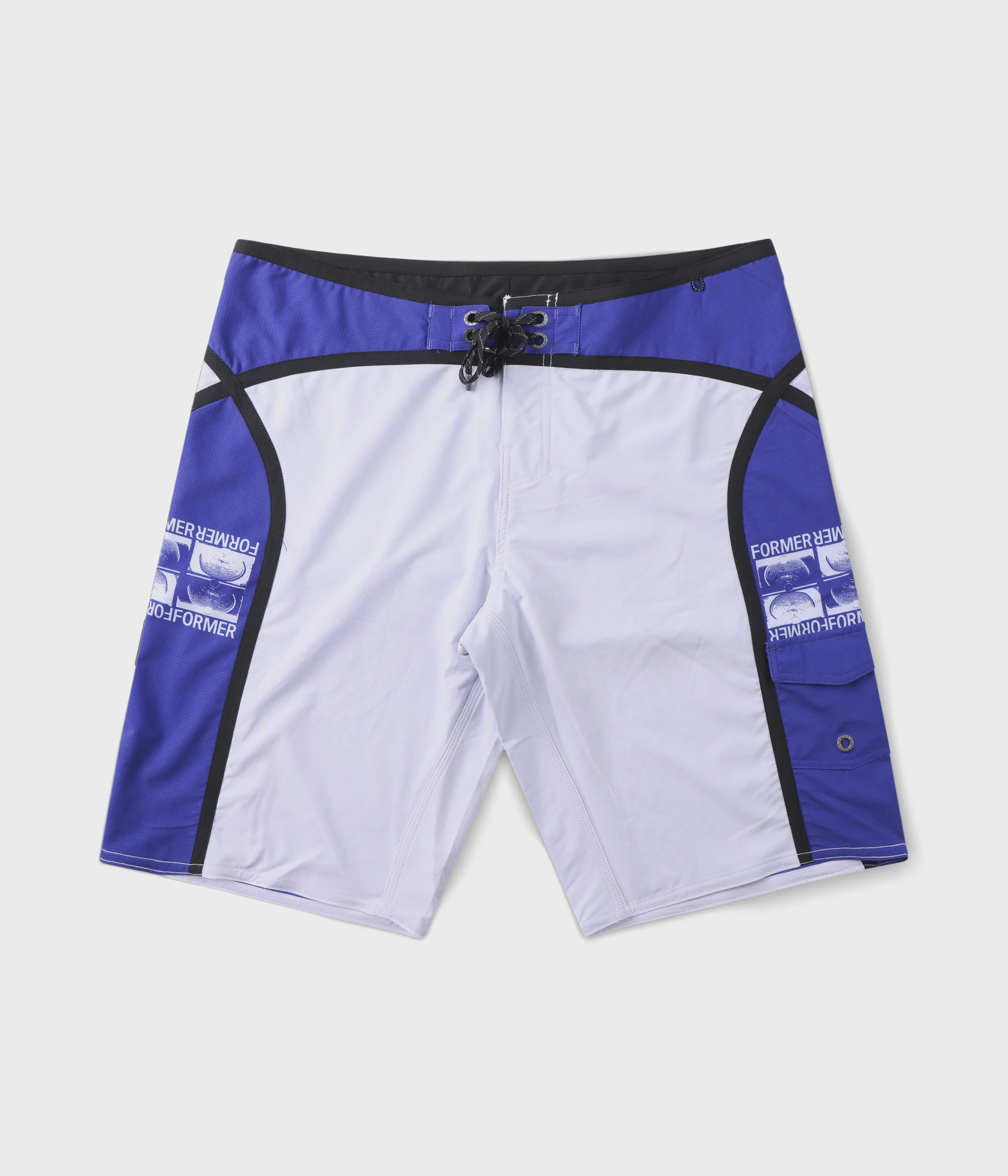 Chun 21" Trunk - White Blue