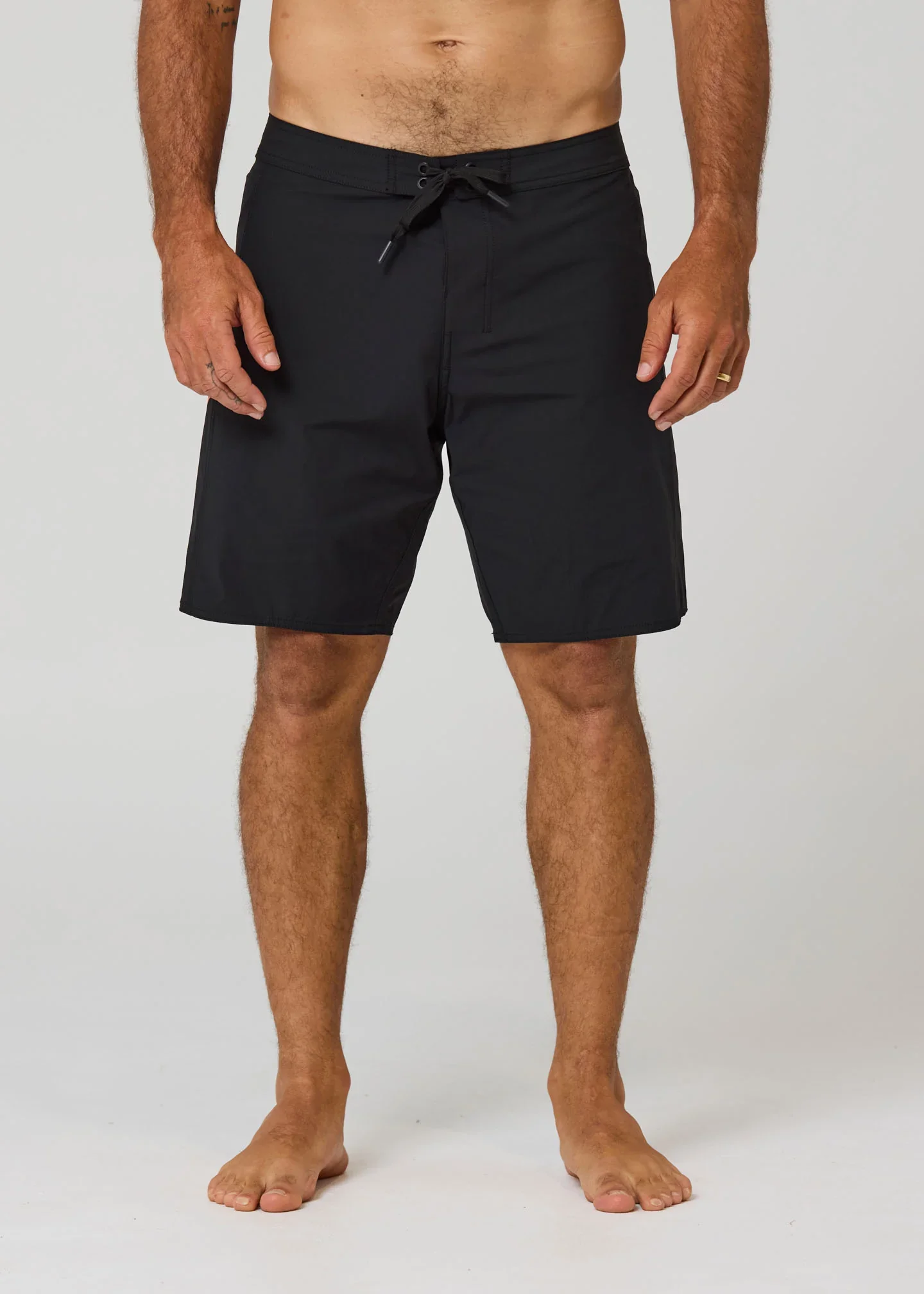 Rivvia Disclosure 19" Prosperity Trunk - Black - Image 5