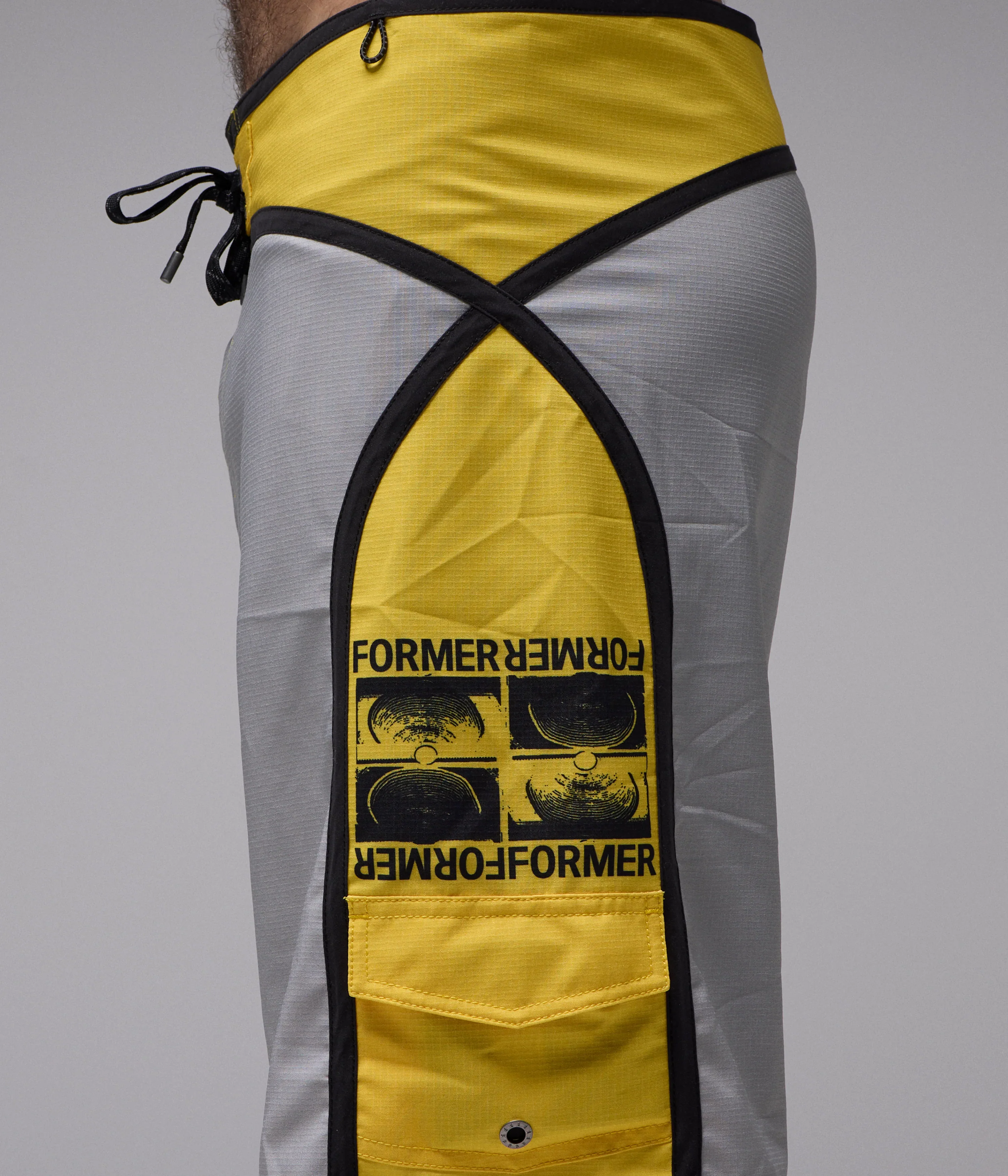 Former Chun 21" Trunk - Yellow - Image 6