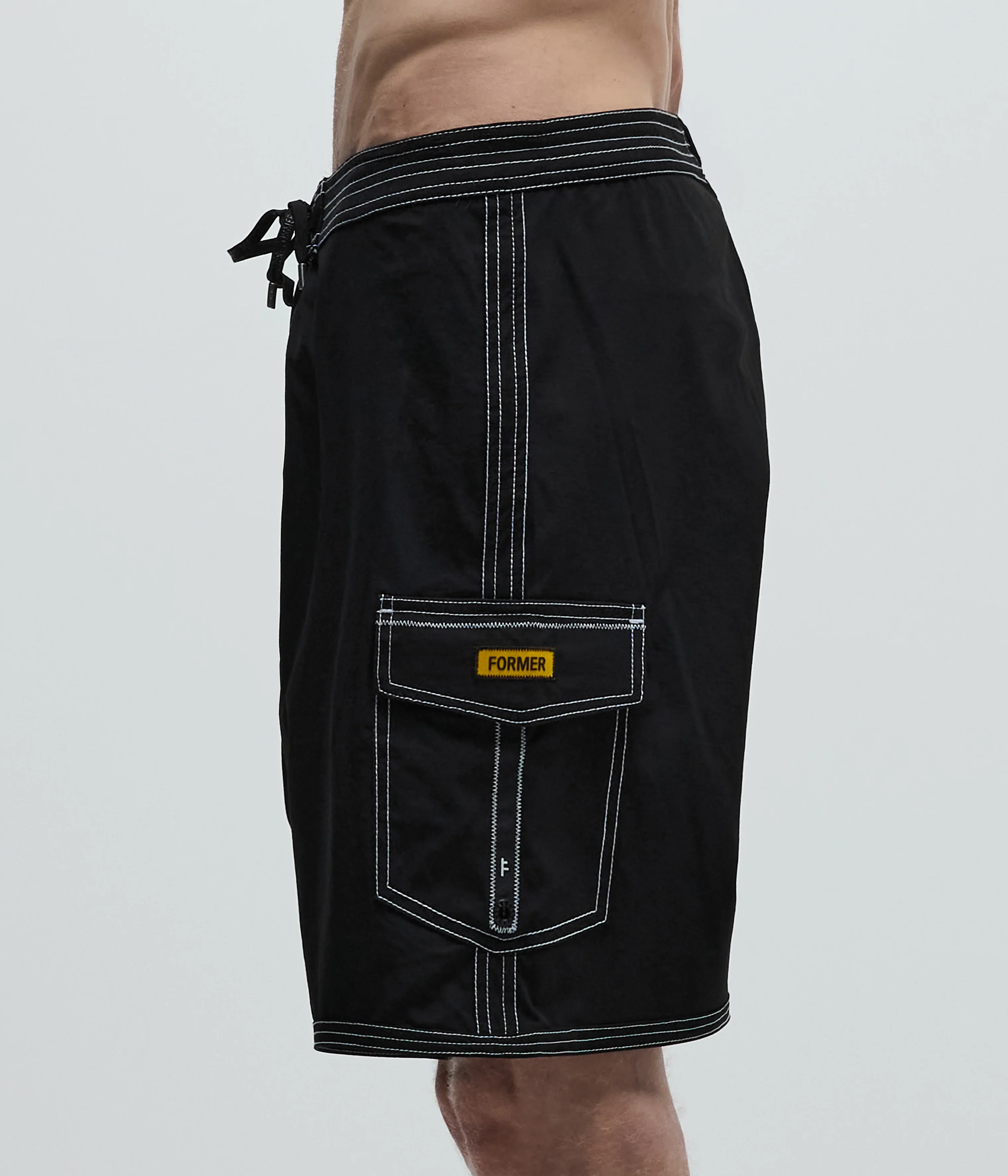 Former Reynolds 19" Trunk - Black - Image 4