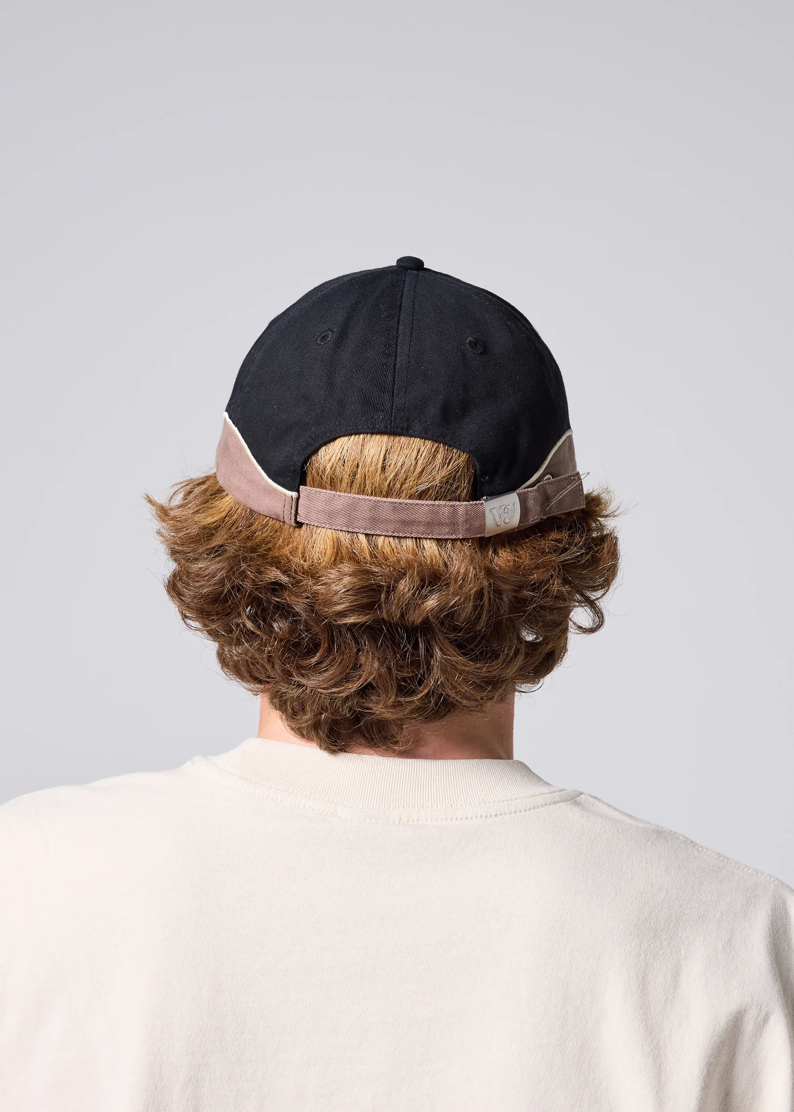 Rivvia Passage Cap - Black/Brown - Image 7