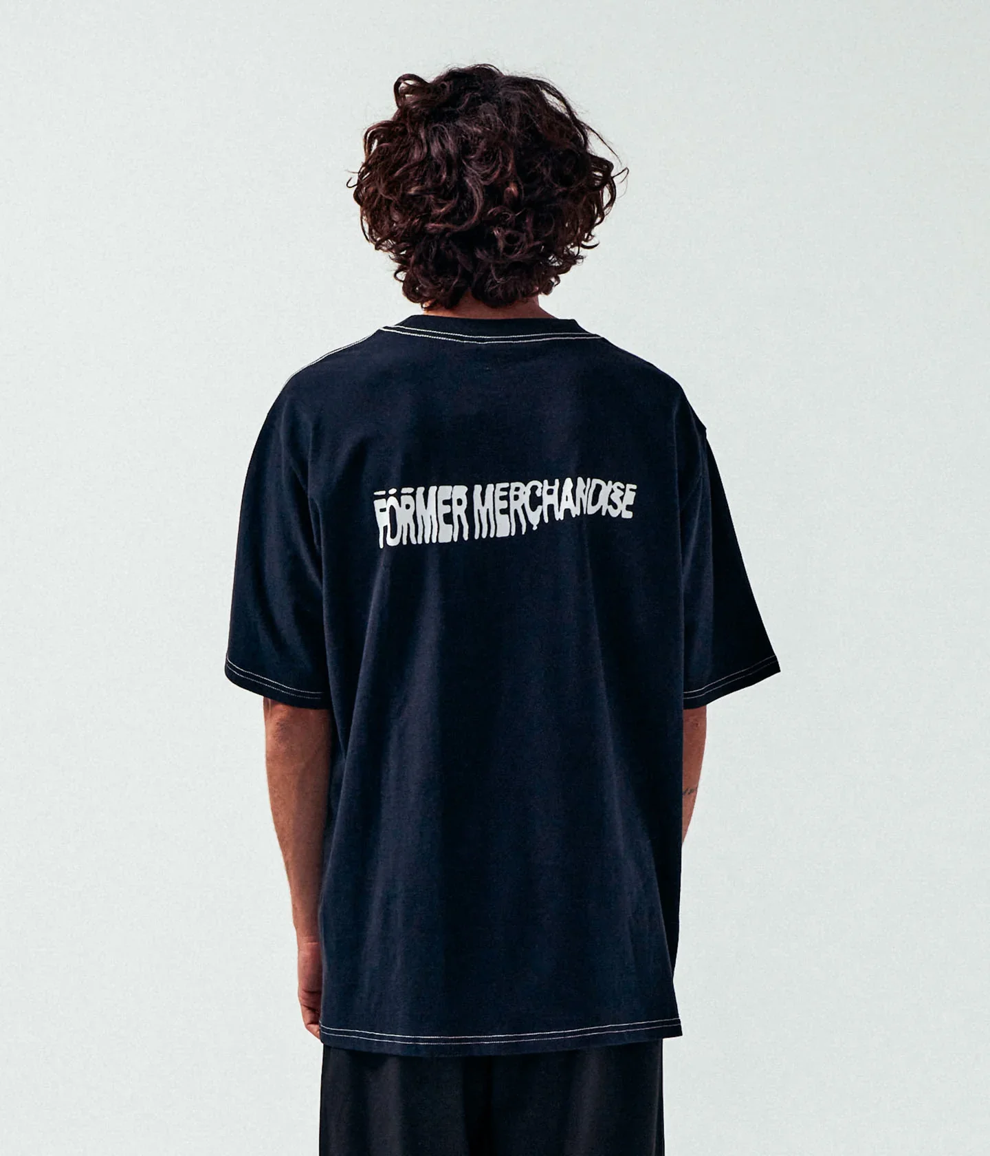 SKEWER OVERSIZED T-SHIRT - BLACK - Image 5