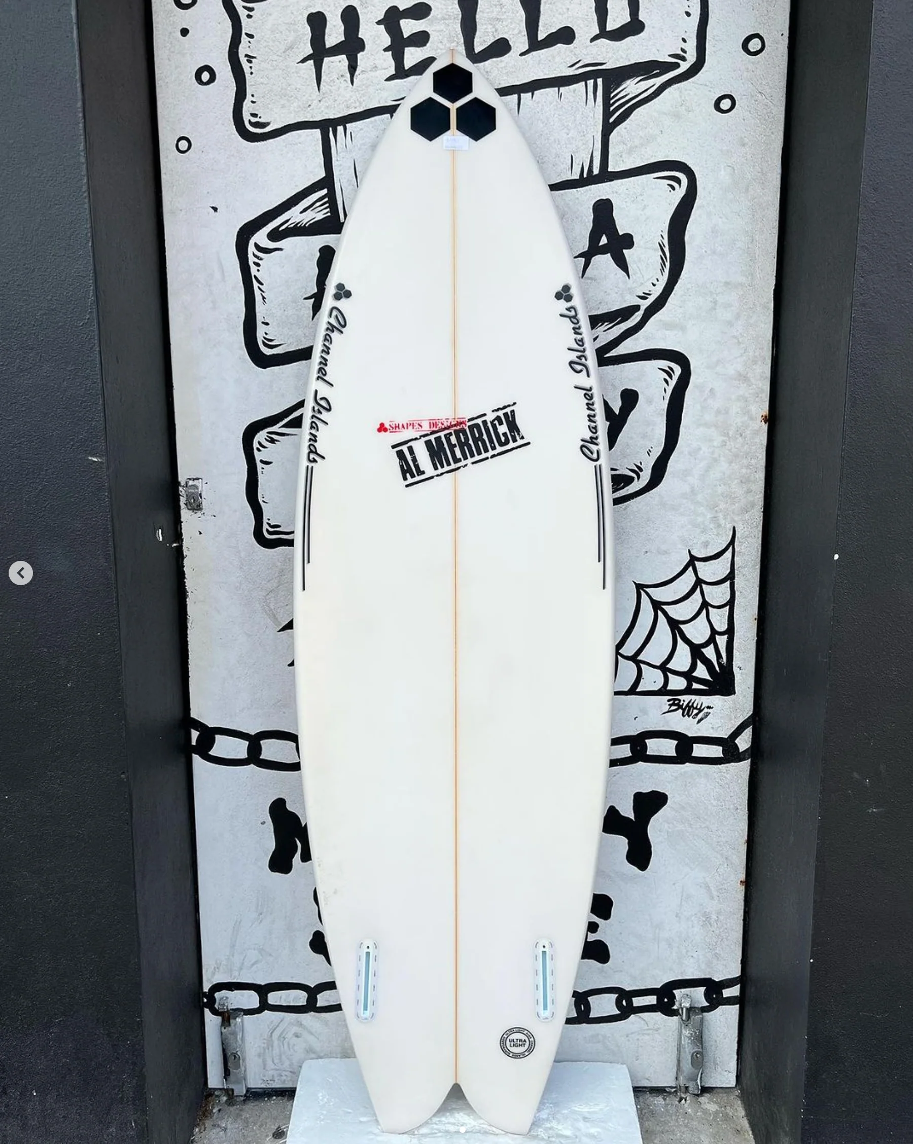 USED - 5'10 FISHBEARD (32.4L) - Image 2