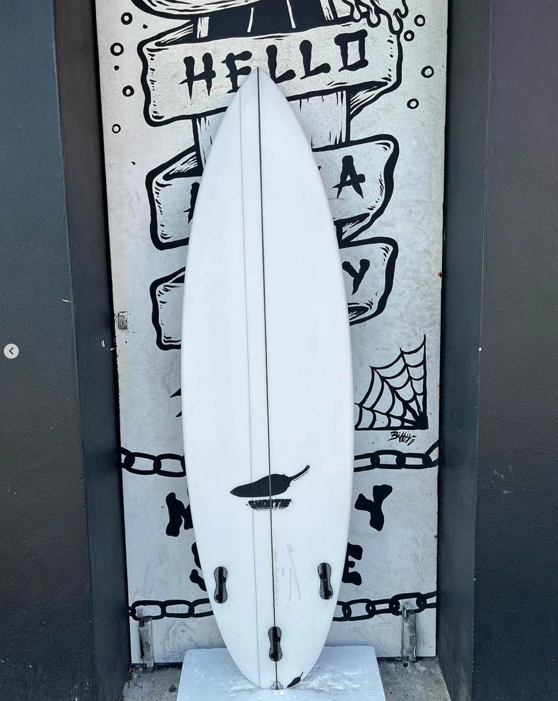 USED - 5'11 CHILLI SHORTIE - Image 2