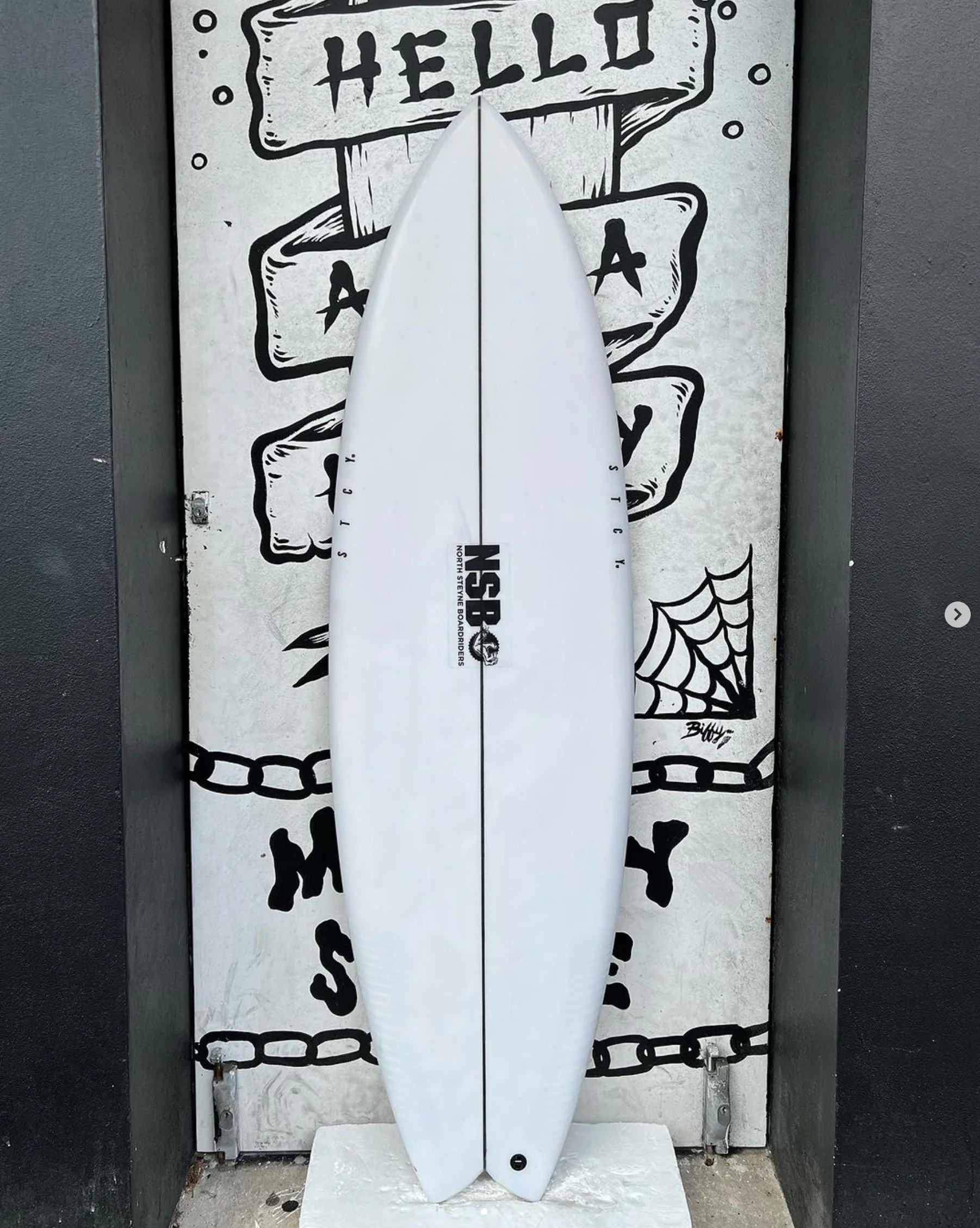 USED - 5'8 DOUBLE FEATURE (31.5L)