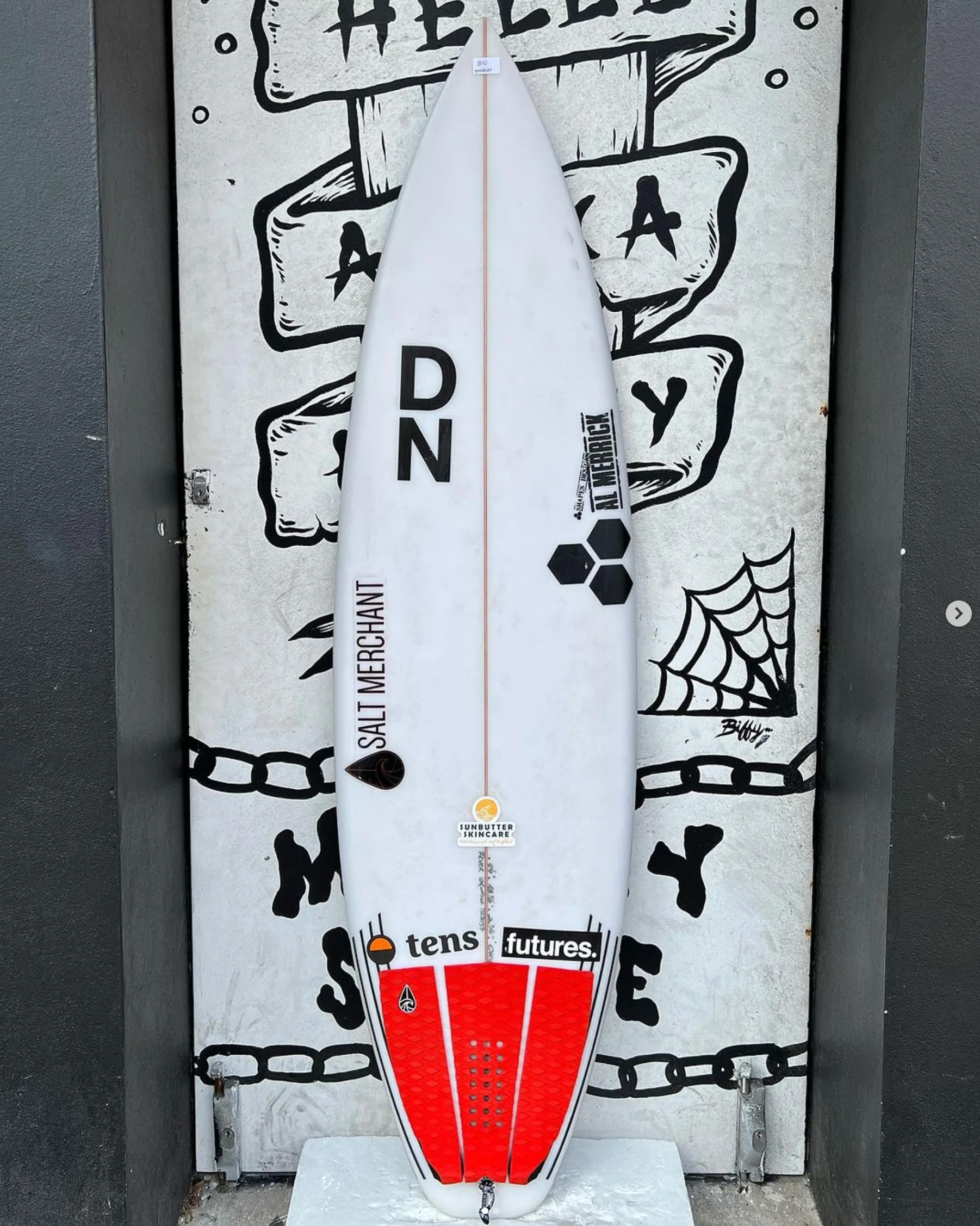 USED - 5'9 FEVER (24.7L)