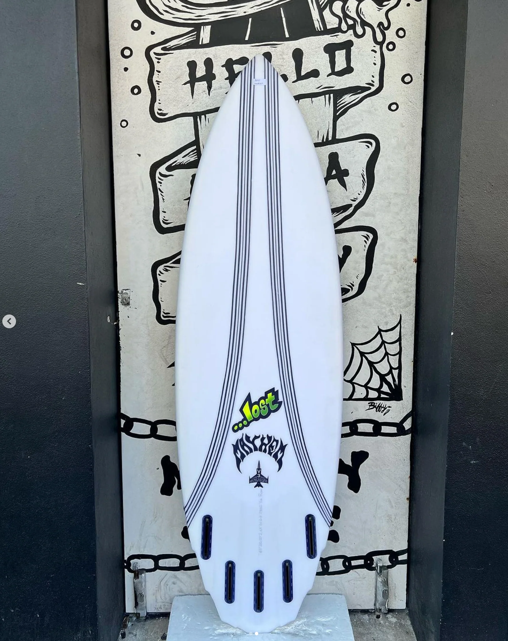 USED - 6'1 LOST V3 STEALTH (EPOXY) - Image 2