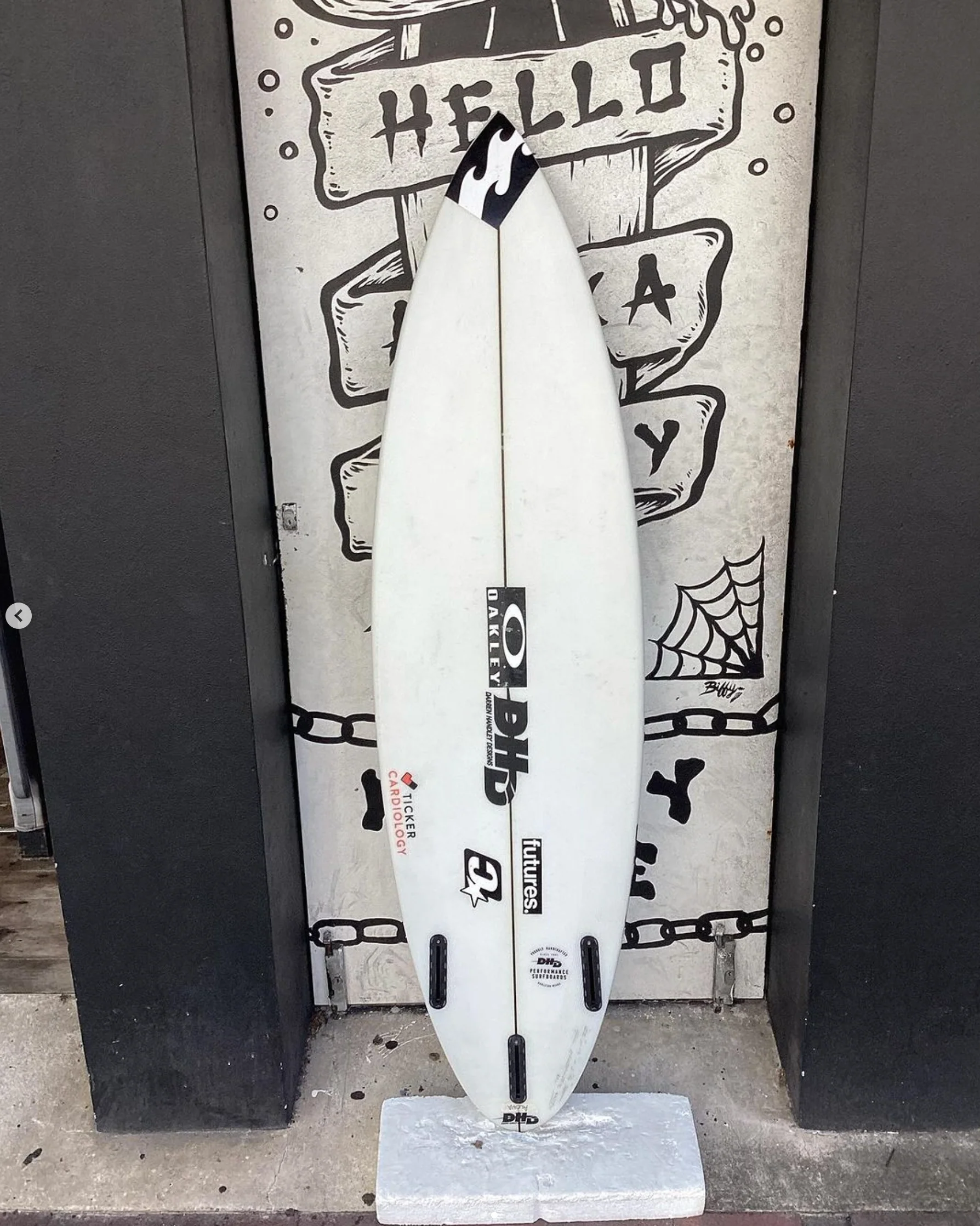 USED - 6'2 DNA (29.56L) EX ETHAN EWING - Image 2