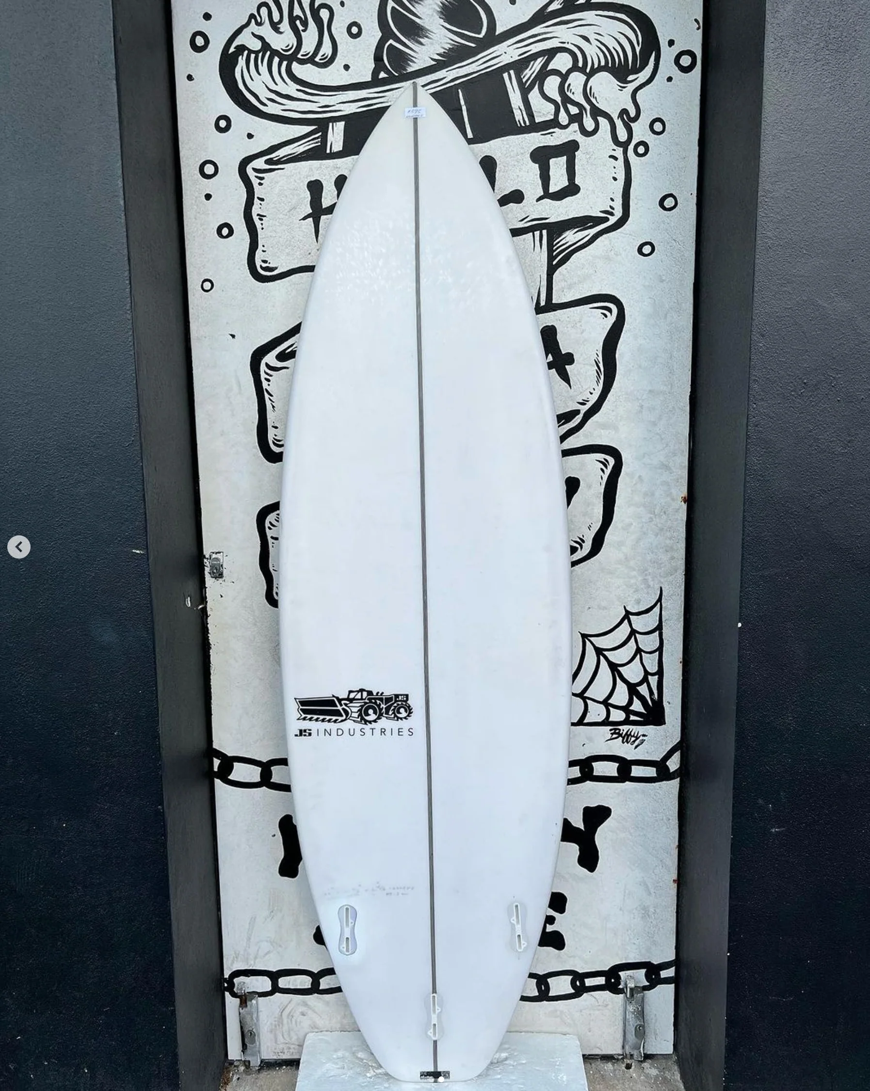 USED - 6'6 XERO (45.3L) - Image 2