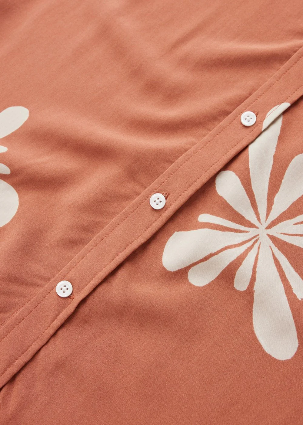 Vissla Solstice Short Sleeve Shirt - Chili - Image 4
