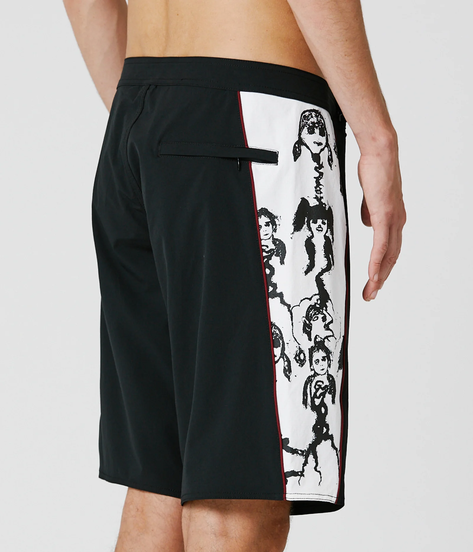 VOID TREMOR 20' TRUNK - BLACK ARMY RED - Image 5